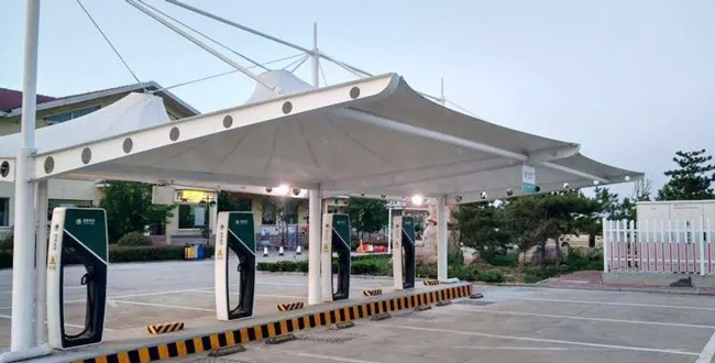 充电桩车棚应用前景及未来优势